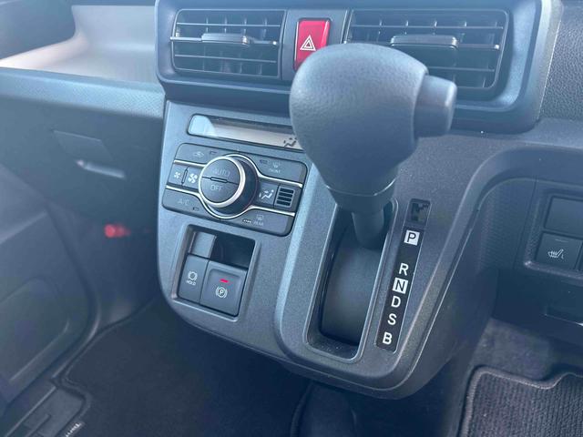 タントＸインパネシフト　プッシュスタートスイッチ　電子カードキー　電動パーキングブレーキ　両側スライド片側電動ドア　オートハイビーム　ＡＢＳ（鹿児島県）の中古車