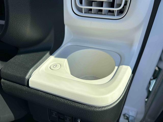 ムーヴキャンバスストライプスＧカーナビ＆ナビ連動ＦＲドラレコ　バックカメラ　両側電動スライドドア　カーテンシールド＆サイドエアバック　コーナーセンサー　シートヒーター　ＬＥＤヘッドライト　オートライト　衝突安全機能（鹿児島県）の中古車