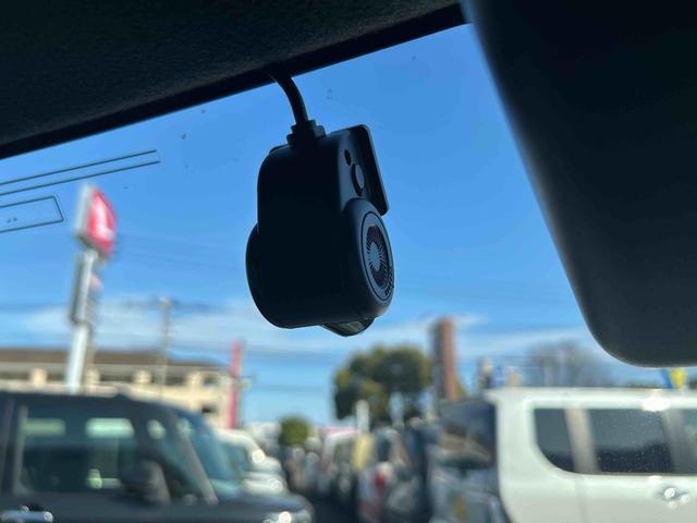 タフトG ダーククロムベンチャーインパネシフト プッシュスタートスイッチ 電子カードキー 電動パーキングブレーキ カーナビ バックモニター レーンアシスト オートハイビーム ガラスルーフ アルミホイール ABS(鹿児島県)の中古車