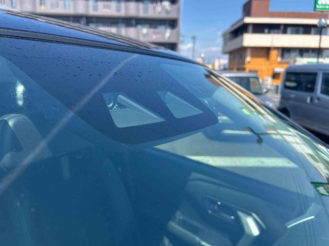 ロッキープレミアム９インチカーナビ　バックモニター（パノラマモニター）ＥＴＣ　ナビ連動ＦＲドラレコ　全車速追従型クルーズコントロール　アルミホイール　車線逸脱警報　ＬＥＤヘッドライト　オートハイビーム　衝突低減ブレーキ（鹿児島県）の中古車