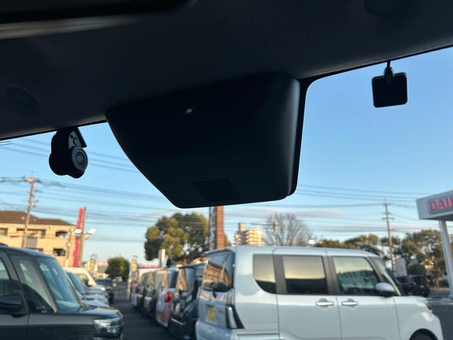 トールカスタムＧ純正カーナビ＆ナビ連動ドラレコ　バックモニター　両側電動スライドドア　カーテンシールド＆サイドエアバック　コーナーセンサー　シートヒーター　ＬＥＤヘッドライト　オートライト　プッシュボタンスタート（鹿児島県）の中古車