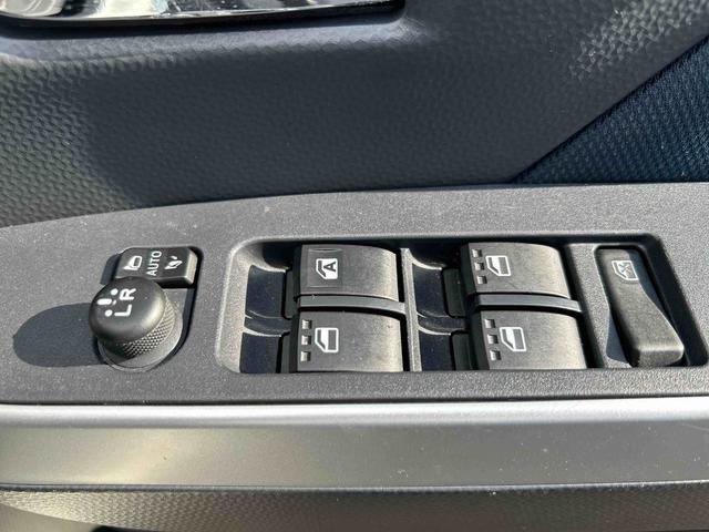 トールカスタムＧ７インチ純正ナビ＆ナビ連動ドライブレコーダー　パノラマモニター　ＥＴＣ　両側電動スライドドア　コーナーセンサー　ＬＥＤヘッドライト　オートライト電子パーキング　衝突回避支援システム（鹿児島県）の中古車