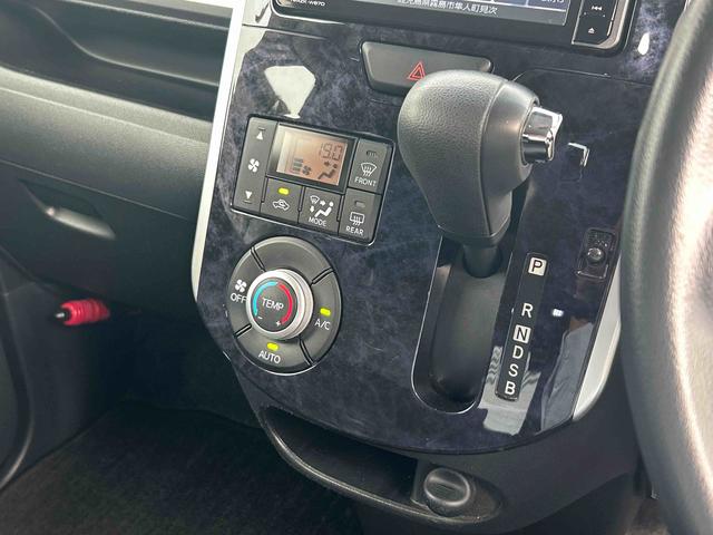 タントカスタムＸ　トップエディションＳＡIII７インチ純正カーナビ　バックカメラ　ＥＴＣ　両側スライドドア（片側電動）　ＬＥＤヘッドライト＆フォグランプ　オートライト　プッシュボタンスタート　電動格納ドアミラー　衝突回避支援システム（鹿児島県）の中古車