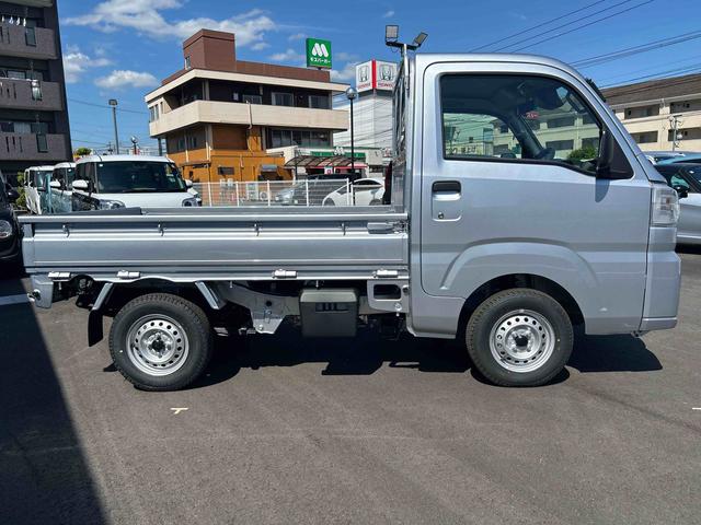 ハイゼットトラックスタンダード　農用スペシャルフロアＣＶＴ　切り替え４ＷＤ　衝突被害軽減システム　デュアルエアバック　レーンキープアシスト　オートハイビーム　ＡＢＳ　パワーステアリング（鹿児島県）の中古車