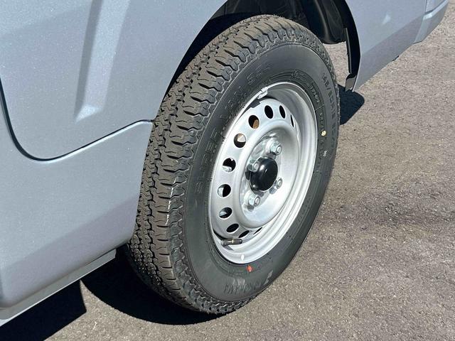 ハイゼットトラックスタンダード　農用スペシャルフロアＣＶＴ　切り替え４ＷＤ　衝突被害軽減システム　デュアルエアバック　レーンキープアシスト　オートハイビーム　ＡＢＳ　パワーステアリング（鹿児島県）の中古車
