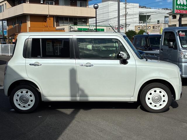 アルトラパンショコラXインパネシフト アルミ スマ−トキ− ABS カーナビ オートエアコン(鹿児島県)の中古車