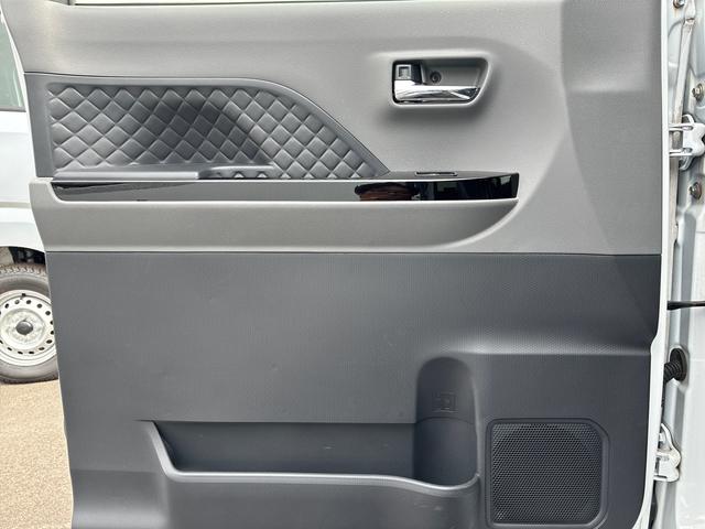 タントカスタムＲＳセレクション９インチ純正カーナビ　バックカメラ　ＥＴＣ　両側電動スライドドア　全車速追従型オートクルーズ　助手席ロングスライド機構　コーナーセンサー　ＬＥＤヘッドライト　シートヒーター　衝突回避支援システム（鹿児島県）の中古車