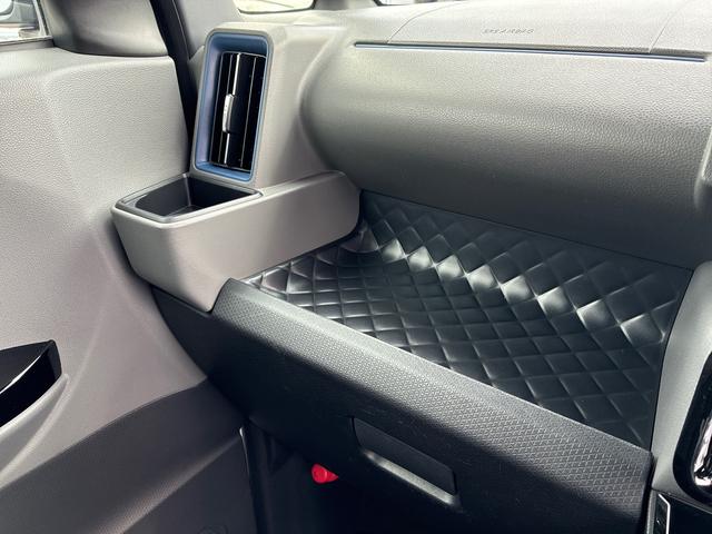 タントカスタムＲＳセレクション９インチ純正カーナビ　バックカメラ　ＥＴＣ　両側電動スライドドア　全車速追従型オートクルーズ　助手席ロングスライド機構　コーナーセンサー　ＬＥＤヘッドライト　シートヒーター　衝突回避支援システム（鹿児島県）の中古車