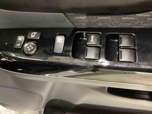 スペーシアカスタムＴＳターボ車　インパネシフト　プッシュスタートスイッチ　電子カードキー　両側スライドドア　アルミホイール　カーナビ　オートエアコン（鹿児島県）の中古車