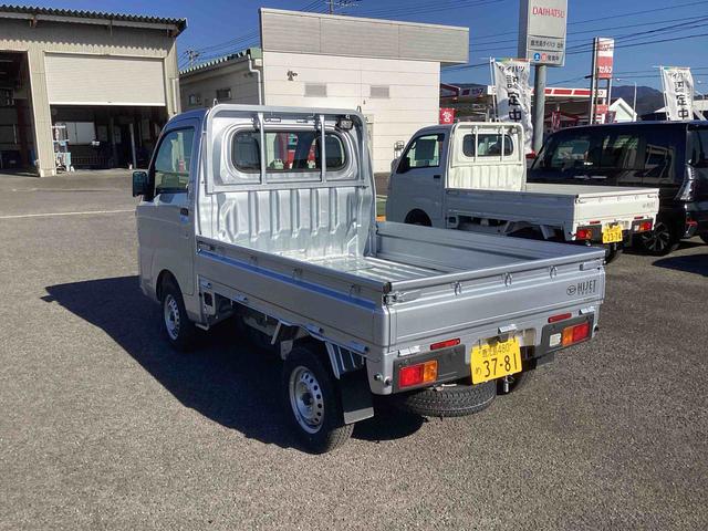 ハイゼットトラックスタンダード 農用スペシャル5MT車 切替4WD 車線逸脱警報 衝突回避支援ブレーキ機能 オートハイビーム ABS エアコン Wエアバッグ パワーステアリング(鹿児島県)の中古車