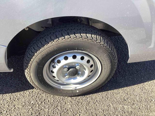 ハイゼットトラックスタンダード 農用スペシャル5MT車 切替4WD 車線逸脱警報 衝突回避支援ブレーキ機能 オートハイビーム ABS エアコン Wエアバッグ パワーステアリング(鹿児島県)の中古車