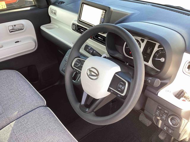 ムーヴキャンバスストライプスGターボターボ車 インパネシフト プッシュスタートスイッチ 電子カードキー 電動パーキングブレーキ 両側電動スライドドア カーナビ 衝突回避支援装置 車線逸脱警告 オートマチックハイビーム ABS(鹿児島県)の中古車