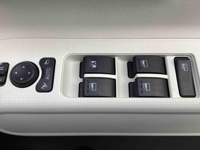 ムーヴキャンバスストライプスＧインパネシフト　プッシュスタートスイッチ　電子カードキー　電動パーキングブレーキ　軽減ブレーキ　レーンキープ　ＡＢＳ（鹿児島県）の中古車