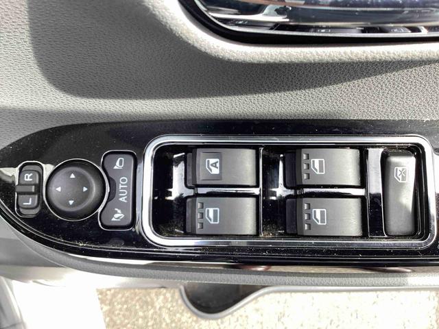 タントカスタムＸインパネシフト　プッシュスタートスイッチ　電子カードキー　カーナビ　ドラレコ　ＥＴＣ　衝突軽減Ｂ　車線逸脱警報装置　ＡＢＳ付　両側スライドドア（鹿児島県）の中古車