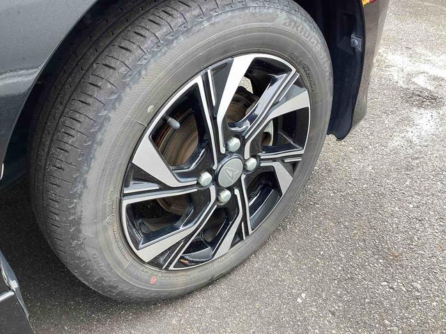 タントカスタムＸインパネシフト　プッシュスタートスイッチ　カーナビ　電子カードキー　衝突軽減Ｂ　車線逸脱警報装置　ＡＢＳ付（鹿児島県）の中古車