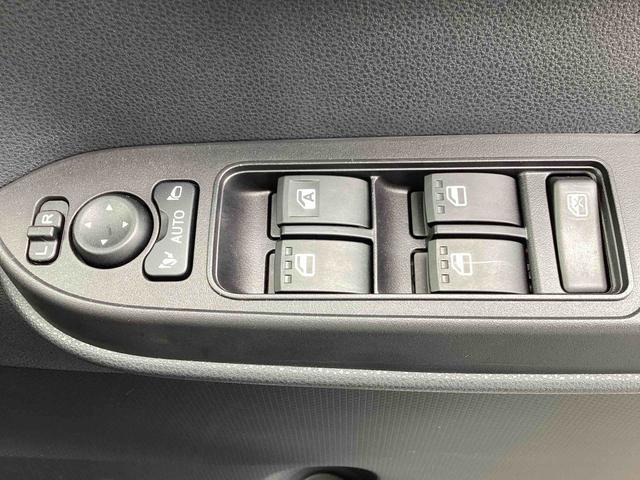 タントファンクロスインパネシフト プッシュスタートスイッチ 電子カードキー 電動パーキングブレーキ ドラレコ 両側オートドア 衝突軽減システム レーンキープアシスト ABS アルミホイール(鹿児島県)の中古車