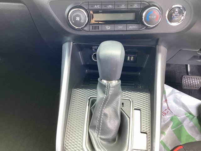 ロッキーＧフロアＣＶＴ車　プッシュスタートスイッチ　車線逸脱警告　誤発進抑制機能　ＡＢＳ　電子カードキー　カーナビドラレコ　アルミホイール（鹿児島県）の中古車