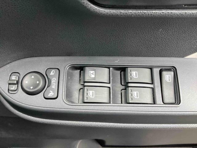 タントＸインパネシフト　プッシュスタートスイッチ　電子カードキー　カーナビ　バックモニター　ブレーキサポート　片側電動両側スライドドア　車線逸脱警報　オートハイビーム　ＡＢＳ（鹿児島県）の中古車