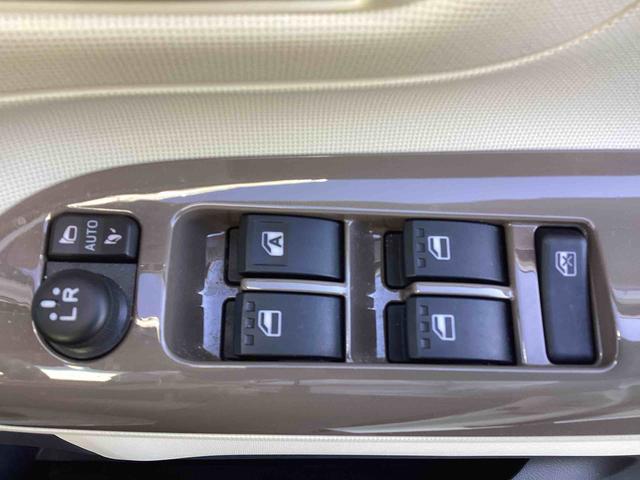 ムーヴキャンバスＧメイクアップ　ＳＡIIインパネシフト　プッシュスタートスイッチ　電子カードキー　カーナビ　両側自動スライドドア　衝突回避支援　ＡＢＳ　レーンアシスト（鹿児島県）の中古車