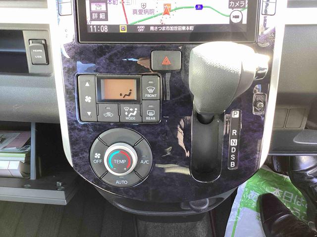 タントカスタムＸ　トップエディションＶＳ　ＳＡIIIインパネシフト　プッシュスタートスイッチ　電子カードキー　カーナビ　レーンアシスト　アルミホイール　ＡＢＳ　両側自動スライドドア　衝突軽減ブレーキ（鹿児島県）の中古車