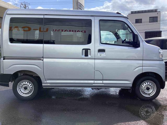 ハイゼットカーゴＤＸインパネシフト　運転席助手席エアバック　両側スライドドア　車線逸脱　衝突被害軽減システム　ＡＢＳ（鹿児島県）の中古車
