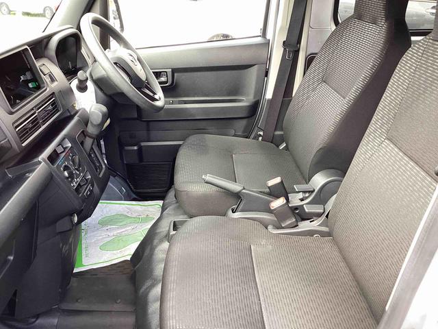 ハイゼットカーゴＤＸインパネシフト　運転席助手席エアバック　両側スライドドア　車線逸脱　衝突被害軽減システム　ＡＢＳ（鹿児島県）の中古車