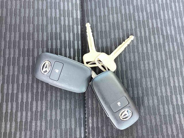 ハイゼットトラックジャンボエクストラインパネシフト（ＣＶＴ）　４ＷＤ車　プッシュスタートスイッチ　電子カードキー　前後誤発進抑制　衝突被害軽減システム　オートハイビーム　ＡＢＳ（鹿児島県）の中古車