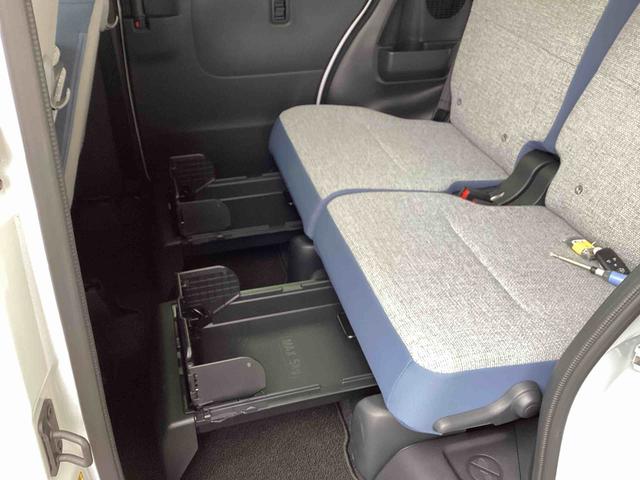 ムーヴキャンバスストライプスＧインパネシフト　プッシュスタートスイッチ　電子カードキー　電動パーキングブレーキ　衝突被害軽減　車線逸脱　オートハイビーム　両側パワースライドドア（鹿児島県）の中古車