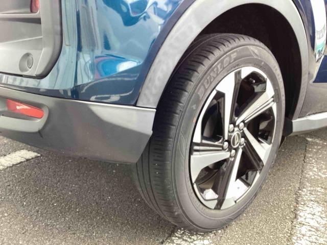 ロッキープレミアムＧ　ＨＥＶプッシュスタートスイッチ　電子カードキー　ディスプレイオーディオ　衝突被害軽減システム　レーンキープアシスト　アルミホイール　ＡＢＳ（鹿児島県）の中古車