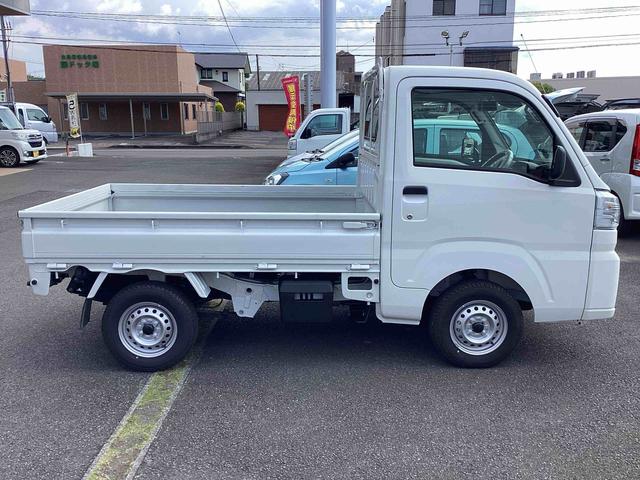 ハイゼットトラックスタンダード　農用スペシャル５ＭＴ　４ＷＤ　ハイロー切り替えレバー　衝突被害軽減システム　デュアルエアバック　オートハイビーム　レーンキープアシスト　ＡＢＳ　エアコン　パワーステアリング（鹿児島県）の中古車