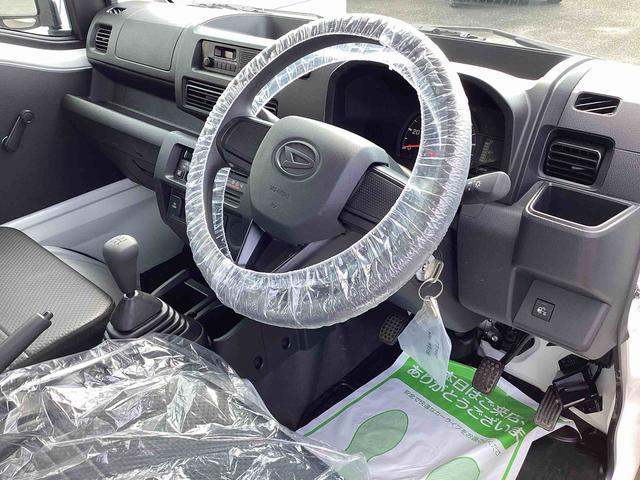 ハイゼットトラックスタンダード　農用スペシャル５ＭＴ　４ＷＤ　ハイロー切り替えレバー　衝突被害軽減システム　デュアルエアバック　オートハイビーム　レーンキープアシスト　ＡＢＳ　エアコン　パワーステアリング（鹿児島県）の中古車