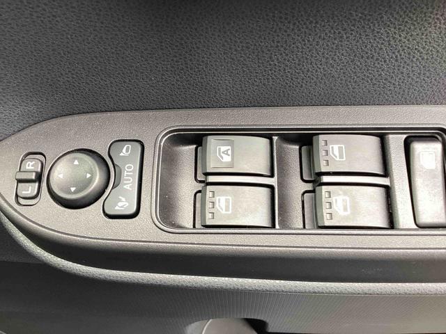 タントカスタムＸインパネシフト　プッシュスタートスイッチ　電子カードキー　電動パーキングブレーキ　両側電動スライドドア　レーンアシスト　衝突被害軽減システム　カーナビ　ドラレコ　アルミホイール　ＡＢＳ（鹿児島県）の中古車