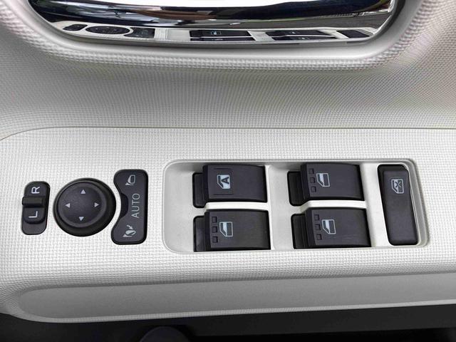ムーヴキャンバスストライプスＧインパネシフト　プッシュスタートスイッチ　電子カードキー　電動パーキングブレーキ　両側電動スライドドア　衝突被害軽減システム　ディスプレイオーディオ　ＡＢＳ　車線逸脱警告（鹿児島県）の中古車