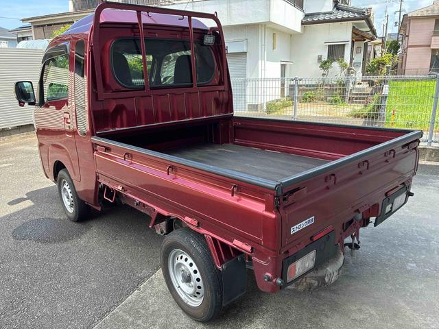 ハイゼットトラックジャンボエクストラパートタイム4WD フロアCVT車 プッシュスタートスイッチ レーンキープ ハイビームアシスト 緊急ブレーキ ABS 運転席助手席エアバッグ(鹿児島県)の中古車
