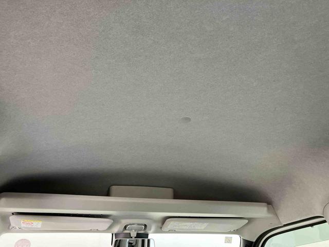 ハイゼットカーゴデッキバンＧスマートアシスト搭載　バックカメラ付き　後席両側電動スライドドア　オートエアコン　オートライト　キーフリー　アイドリングストップ　ＡＢＳ（熊本県）の中古車