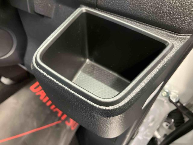 ハイゼットカーゴデッキバンＧスマートアシスト搭載　バックカメラ付き　後席両側電動スライドドア　オートエアコン　オートライト　キーフリー　アイドリングストップ　ＡＢＳ（熊本県）の中古車