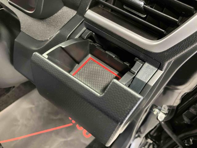 トールカスタムＧ　ターボスマートアシスト搭載　後席両側電動スライドドア　パノラマモニター対応　オートエアコン　オートライト　キーフリー　アイドリングストップ　ＡＢＳ　電動ドアミラー（熊本県）の中古車