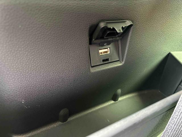 タントファンクロスターボ４ＷＤ　ターボ　インパネシフト　プッシュスタートスイッチ　カーナビ　電動パーキングブレーキ　電子カードキー　前後誤発進抑制機能　キーフリーシステム　オートマチックハイビーム　禁煙　ｂｌｕｅｔｏｏｔｈ（鹿児島県）の中古車