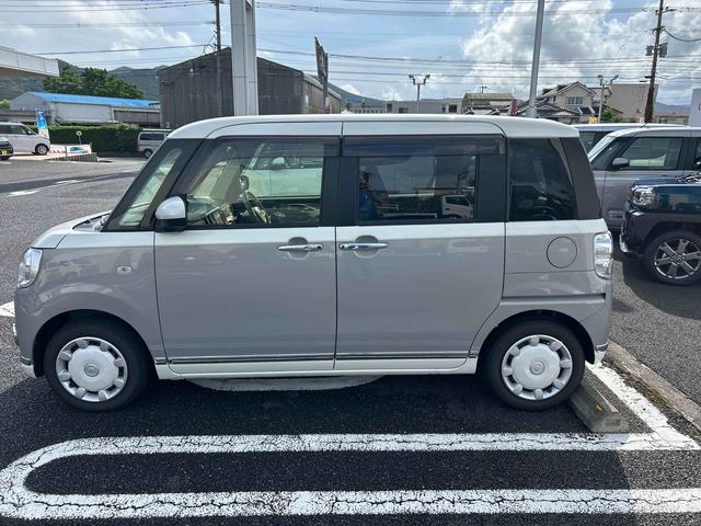 ムーヴキャンバスＧメイクアップリミテッド　ＳＡIIIインパネシフト　プッシュスタートスイッチ　電子カードキー　カーナビ　車線逸脱防止　エマージェンシーブレーキ　ＡＢＳ（鹿児島県）の中古車