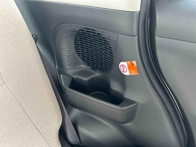 ムーヴキャンバスＧメイクアップリミテッド　ＳＡIIIインパネシフト　プッシュスタートスイッチ　電子カードキー　カーナビ　車線逸脱防止　エマージェンシーブレーキ　ＡＢＳ（鹿児島県）の中古車