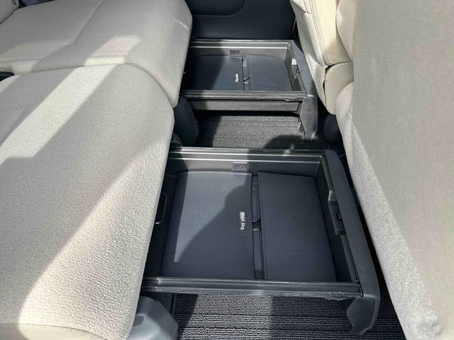 ムーヴキャンバスＧメイクアップリミテッド　ＳＡIIIインパネシフト　プッシュスタートスイッチ　電子カードキー　カーナビ　車線逸脱防止　エマージェンシーブレーキ　ＡＢＳ（鹿児島県）の中古車