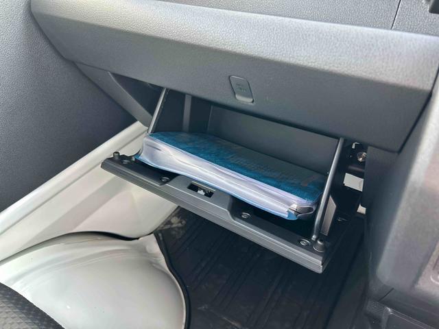 ハイゼットトラックスタンダードフロアＣＶＴ　２ＷＤ　プッシュスタートスイッチ　電子カードキー　オートライト　ＡＢＳ　レーンキープアシスト　衝突回避支援ブレーキ機能　アイドリングＳ　電格ミラー　パワーウインドウ　エアコン　パワステ（鹿児島県）の中古車