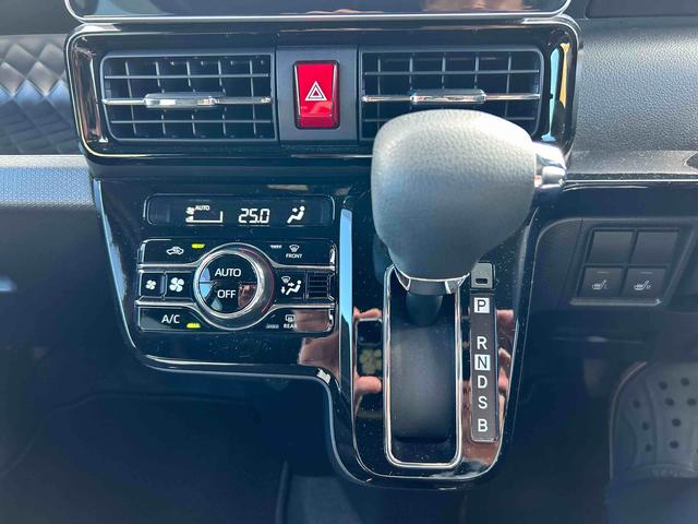 タントカスタムＸスタイルセレクションインパネシフト　プッシュスタートスイッチ　電子カードキー　衝突軽減ブレーキ　レーンキープアシスト　アルミホイール　ＡＢＳ　カーナビ　リアとサイドモニター（鹿児島県）の中古車