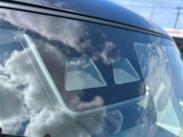 ムーヴキャンバスＸメイクアップリミテッド　ＳＡIIIインパネシフト　プッシュスタートスイッチ　電子カードキー　カーナビ　衝突防止　オートハイビーム　Ｗエアバック　レーンキープ　ＡＢＳ（鹿児島県）の中古車