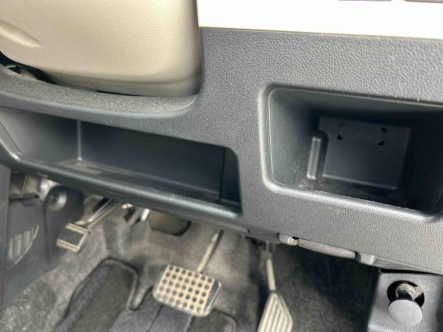 ムーヴキャンバスＸメイクアップリミテッド　ＳＡIIIインパネシフト　プッシュスタートスイッチ　電子カードキー　カーナビ　衝突防止　オートハイビーム　Ｗエアバック　レーンキープ　ＡＢＳ（鹿児島県）の中古車