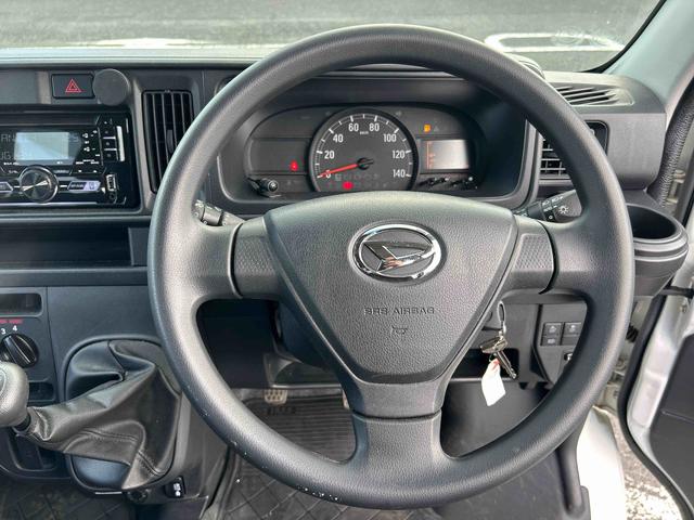 ハイゼットカーゴクルーズＳＡIII５ＭＴ車　車線逸脱警告　ＡＢＳ　オートハイビーム　ドラレコ　ＣＤプレーヤー　フォグランプ　インテリジェントクリアランスソナー　両側手動スライドドア（鹿児島県）の中古車