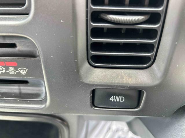 ハイゼットトラックエアコン・パワステ　スペシャル５ＭＴ車　切り替え４ＷＤ　パワーステアリング　マニュアルエアコン　作業灯（鹿児島県）の中古車