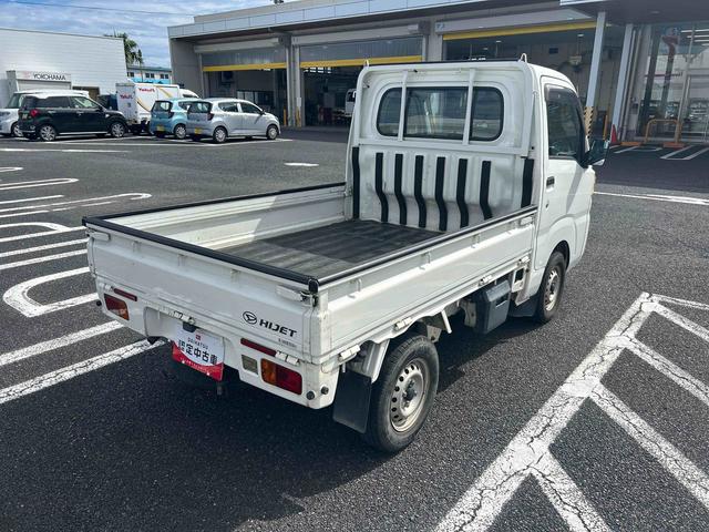 ハイゼットトラックスタンダード5速MT車 パートタイム4WD エアコン パワステ(鹿児島県)の中古車