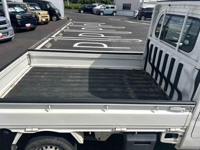 ハイゼットトラックスタンダード5速MT車 パートタイム4WD エアコン パワステ(鹿児島県)の中古車