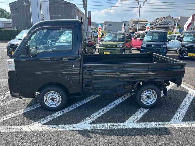 ハイゼットトラックＥＸＴ５速ＭＴ車　４ＷＤ車（ハイロー切り替え）　リモコンキー　パワーウィンドウ　作業灯　フォグランプ　運転席エアバッグ（鹿児島県）の中古車